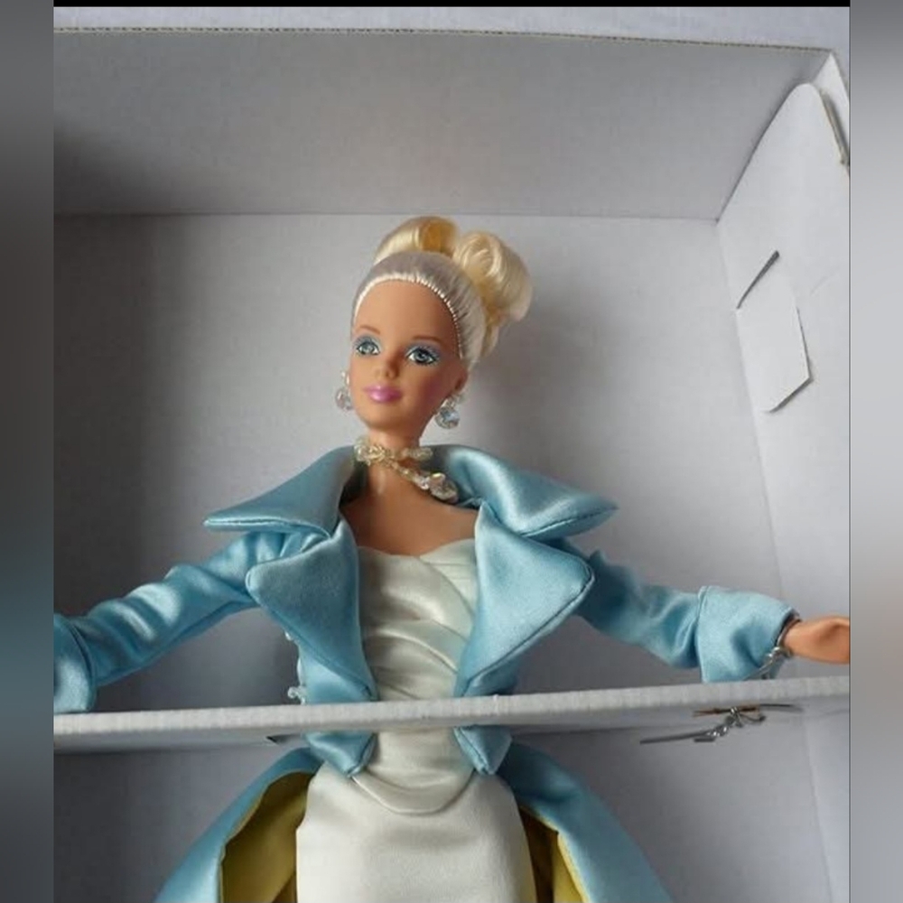 Couture Barbie Serenade In Satin NRFB